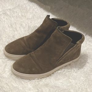 Reaction Kenneth Cole Jodi sneaker size 7.5